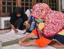 Analisis Efektivitas Program Pemberdayaan Perempuan Dalam Meningkatkan Partisipasi Politik Di Desa